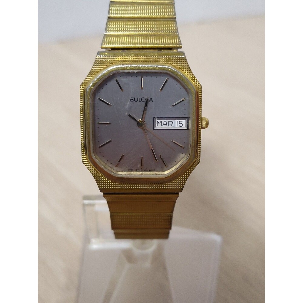 Bulova Vintage Quartz Watch Gold Tone Day Date Grey Dial Face Swiss Movement
